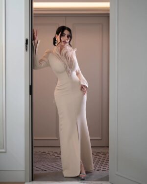 فستان سهرة فاخر كريب مع تل و كرنكر