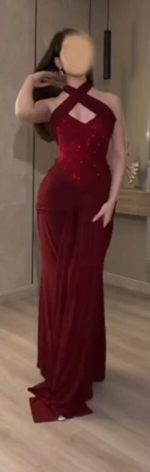 فستان دانتيل فاخر - أناقة لا تقاوم