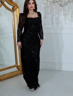 فستان سهرة أسود أنيق بلمسة فاخرة